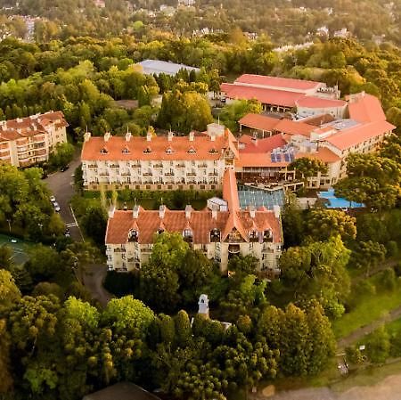 גראמדו Wish Serrano Resort מראה חיצוני תמונה Aerial view of the hotel